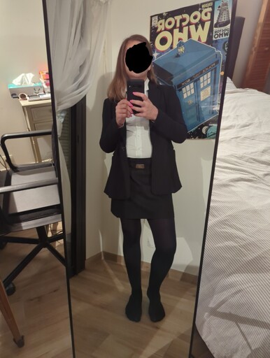 I went to a restaurant yesterday, I think I looked really good